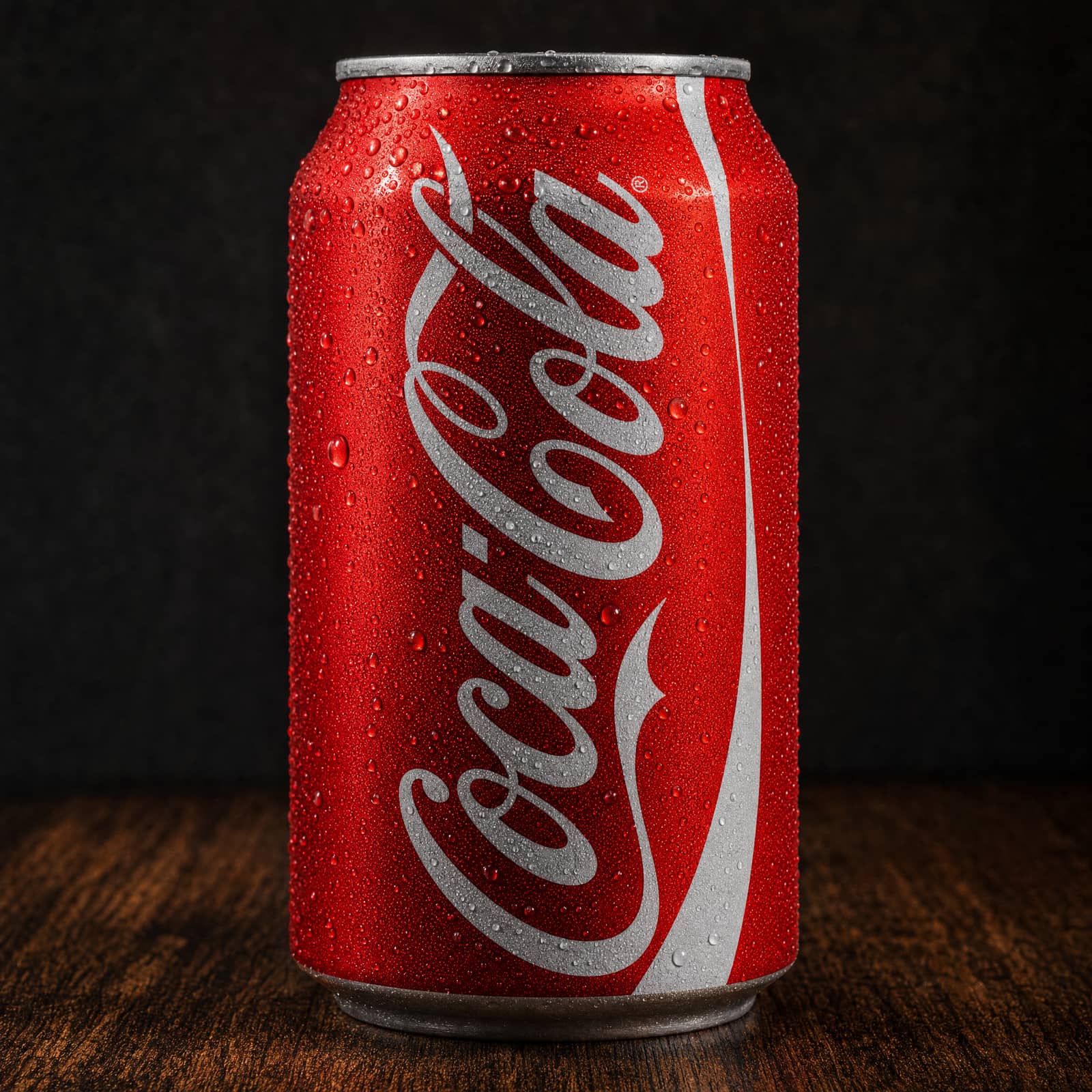 Coca-Cola, o doză rece de Coca-Cola
